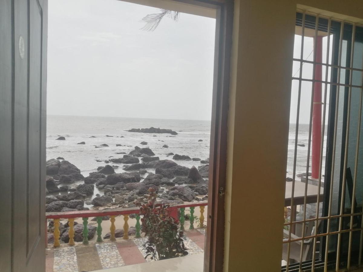 Shree Sai Cottage Sea View 아람볼 외부 사진
