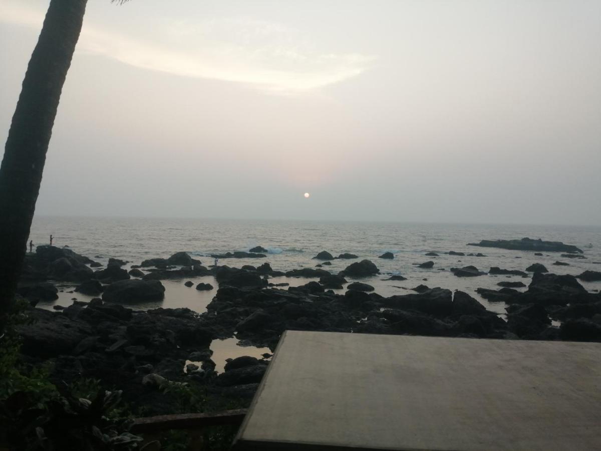 Shree Sai Cottage Sea View 아람볼 외부 사진